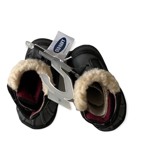 NWT Old Navy Toddler Boy Winter Boots - Picture 5 of 6